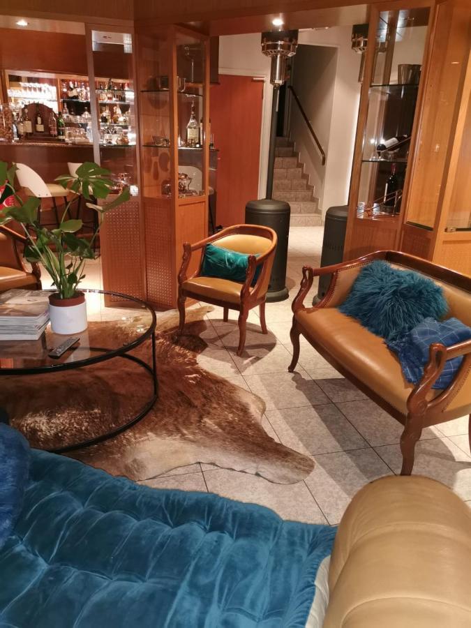 里瓦奇酒店 奥利韦 外观 照片